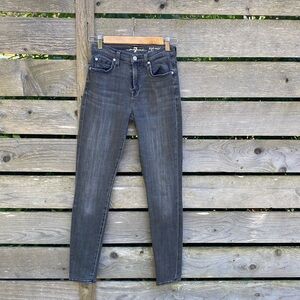 Size 25 High Waist Ankle Gwenevere 7 for All Mankind Skinny Jeans